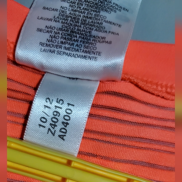 $5 Add-on Medium Adidas Women's Pink Short Sleeve Climalite Sports Top - Picture 6 of 10